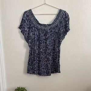 Maurices Navy and Teal Patterned Blouse